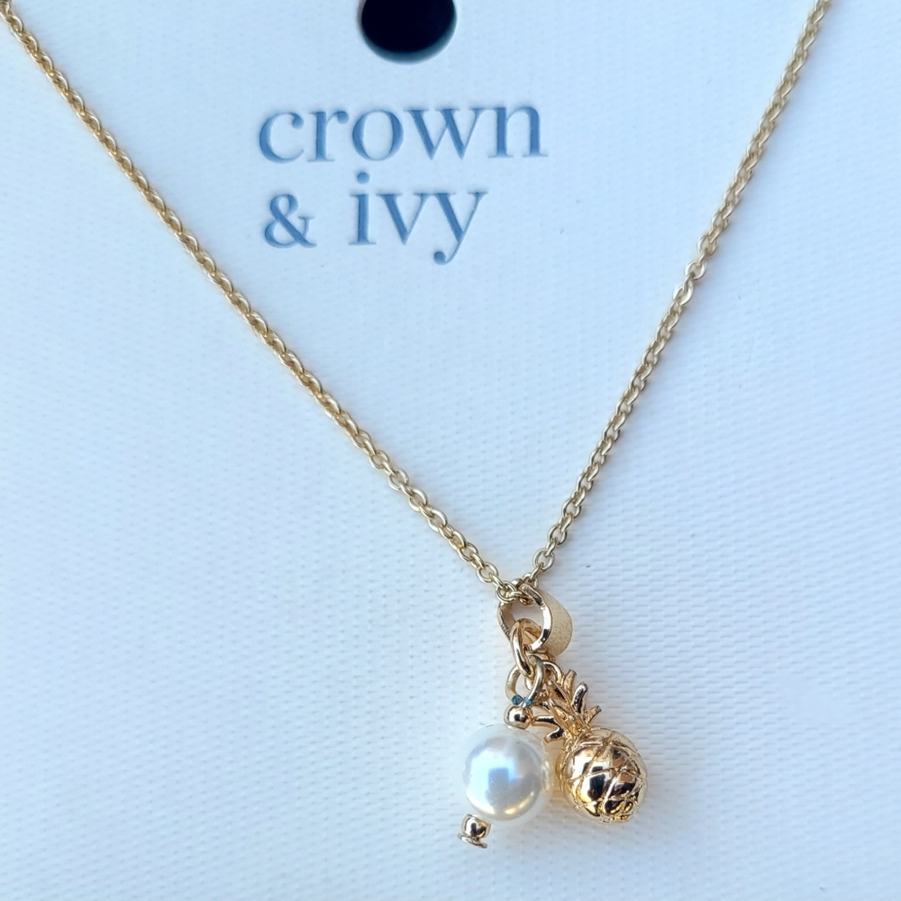 Pearl and Pineapple Necklace